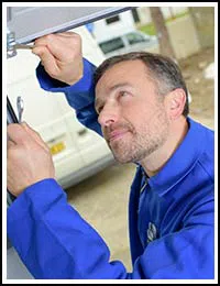 Denver Garage Door Service  Denver, CO 303-502-5084 - gr-emg-01